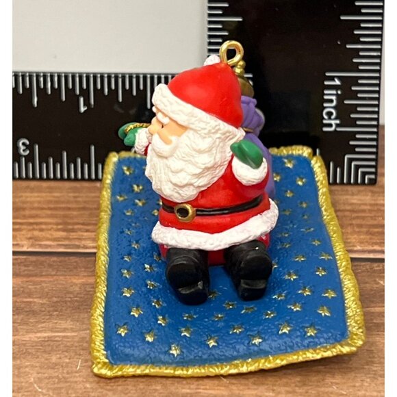 1994 HALLMARK KEEPSAKE ORNAMENT QX588-3 MAGIC CARPET RIDE ALADDIN SANTA - Picture 5 of 7